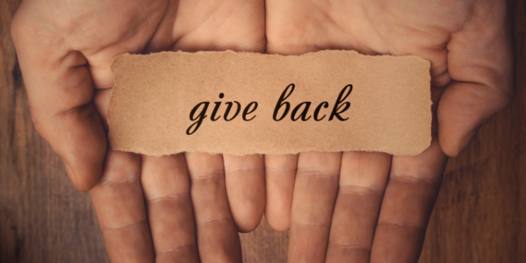 End-of-Year Giving – 5 Ways to Engage Your Community